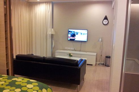 1 Bedroom Condo for rent in The Room Sukhumvit 21, Khlong Toei Nuea, Bangkok near MRT Sukhumvit