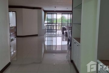 2 Bedroom Apartment for rent in Peng Seng Mansion, Langsuan, Bangkok near BTS Ratchadamri