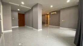 2 Bedroom Condo for sale in Chong Nonsi, Bangkok