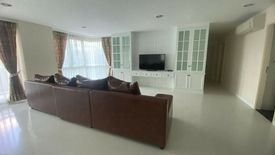 3 Bedroom Condo for rent in The Crest Sukhumvit 24, Khlong Tan, Bangkok near BTS Phrom Phong