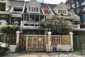 5 Bedroom Townhouse for rent in Khlong Tan, Bangkok near BTS Phrom Phong