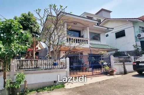 4 Bedroom House for sale in Na Kluea, Chonburi