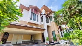 5 Bedroom House for Sale or Rent in Phra Khanong, Bangkok near BTS Phra Khanong