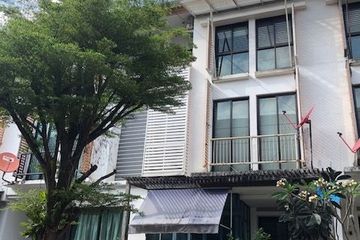 3 Bedroom Townhouse for sale in Areeya Mandarina Sukhumvit 77, Suan Luang, Bangkok near MRT Si Nut