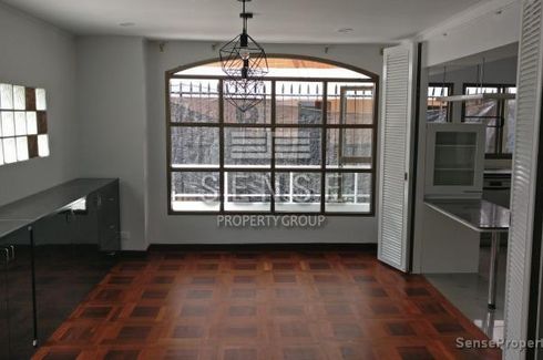 3 Bedroom Townhouse for sale in Khlong Tan Nuea, Bangkok near BTS Phrom Phong