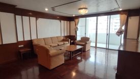 3 Bedroom Condo for rent in Le Chateau, Bang Kapi, Bangkok near BTS Thong Lo