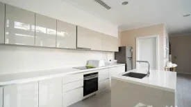 4 Bedroom Townhouse for sale in 749 Residence, Khlong Tan Nuea, Bangkok near BTS Phrom Phong