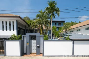 4 Bedroom Villa for sale in Rawai, Phuket