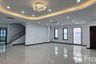 5 Bedroom House for rent in Phra Khanong Nuea, Bangkok