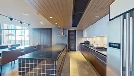 3 Bedroom Condo for rent in Rende Sukhumvit 23, Khlong Toei Nuea, Bangkok near BTS Asoke