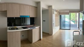 2 Bedroom Condo for sale in FYNN Aree, Phaya Thai, Bangkok near BTS Ari