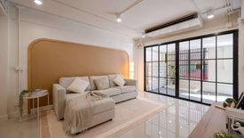 2 Bedroom Townhouse for sale in Bang Chak, Bangkok near BTS Punnawithi