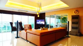 2 Bedroom Condo for sale in Siam Oriental Garden, Nong Prue, Chonburi