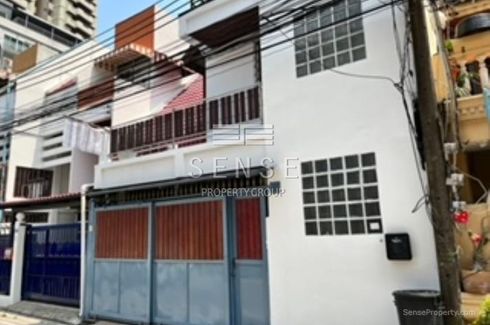 5 Bedroom Townhouse for sale in Khlong Tan Nuea, Bangkok near BTS Phrom Phong