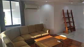 3 Bedroom Condo for rent in Trinity Complex, Silom, Bangkok near BTS Chong Nonsi