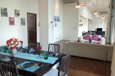 4 Bedroom Condo for rent in Sathorn Gallery Residences, Silom, Bangkok near BTS Surasak