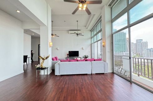 4 Bedroom Condo for rent in Sathorn Gallery Residences, Silom, Bangkok near BTS Surasak