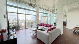 4 Bedroom Condo for rent in Sathorn Gallery Residences, Silom, Bangkok near BTS Surasak