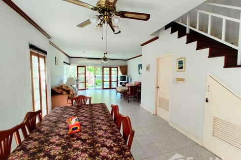 3 Bedroom Townhouse for sale in Baan Sra Suan, Nong Kae, Prachuap Khiri Khan