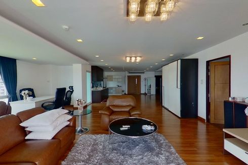 2 Bedroom Condo for rent in Sompob House, Bang Lamphu Lang, Bangkok near BTS Wongwian Yai