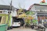1 Bedroom Townhouse for sale in Huai Khwang, Bangkok near MRT Huai Khwang