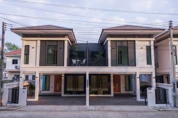 3 Bedroom Townhouse for sale in Hang Dong, Chiang Mai