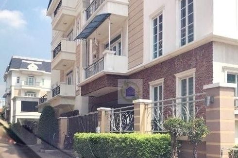 3 Bedroom Townhouse for sale in Coolidge Place, Bang Kapi, Bangkok near MRT Pradit Manutham