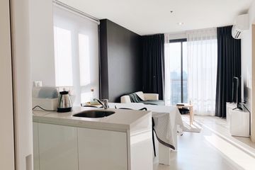 1 Bedroom Condo for rent in Rhythm Sukhumvit 42, Phra Khanong, Bangkok near BTS Ekkamai