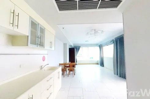 1 Bedroom Condo for sale in Supalai River Place, Bang Lamphu Lang, Bangkok near BTS Krung Thon Buri