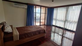3 Bedroom Condo for rent in Rishi Court, Khlong Toei Nuea, Bangkok near Airport Rail Link Makkasan