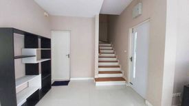 3 Bedroom House for sale in Hua Mak, Bangkok