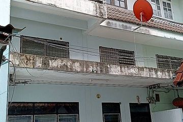 5 Bedroom Townhouse for sale in Wat Tha Phra, Bangkok near MRT Tha Phra