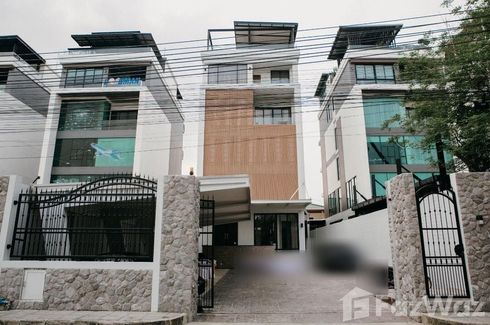 6 Bedroom Townhouse for sale in Baan Panna Ekkamai-Ramindra, Lat Phrao, Bangkok