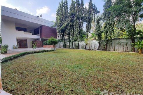 5 Bedroom House for rent in Khlong Tan Nuea, Bangkok near BTS Phrom Phong