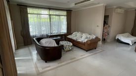 5 Bedroom House for rent in Narasiri Pattanakarn-Srinakarin, Suan Luang, Bangkok near MRT Khlong Kalantan