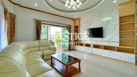 5 Bedroom House for rent in Baan Chalita 1, Na Kluea, Chonburi