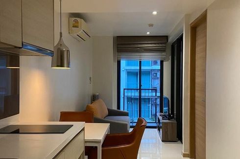 1 Bedroom Condo for sale in SOCIO Reference 61, Khlong Tan Nuea, Bangkok near BTS Ekkamai