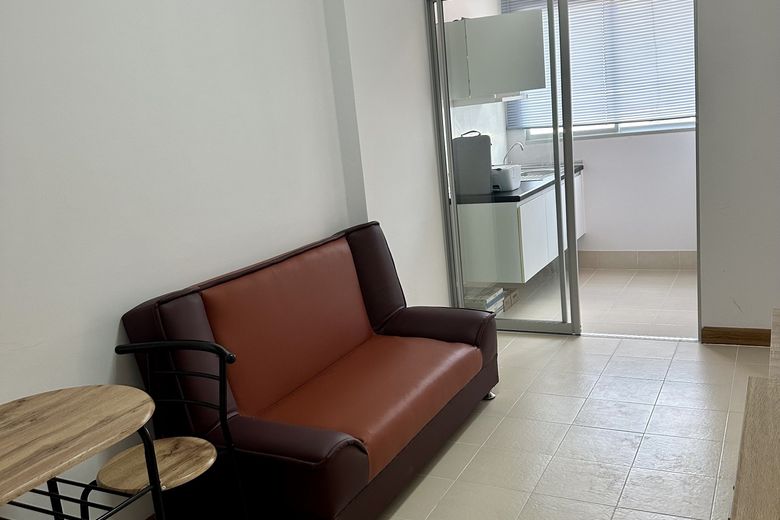 1 Bedroom Condominium For Rent 