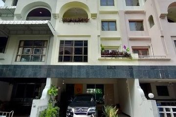 5 Bedroom Townhouse for sale in Khlong Tan Nuea, Bangkok near BTS Thong Lo