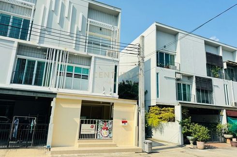 3 Bedroom Townhouse for sale in Bang Mot, Bangkok