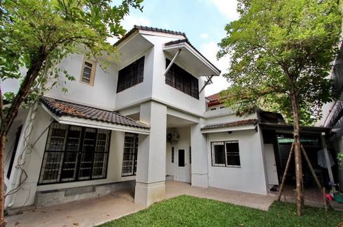 3 Bedroom House for rent in Khlong Tan Nuea, Bangkok near Airport Rail Link Ramkhamhaeng