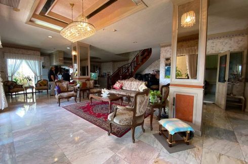 4 Bedroom Condo for sale in Fifty Fifth Tower, Khlong Tan Nuea, Bangkok near BTS Thong Lo