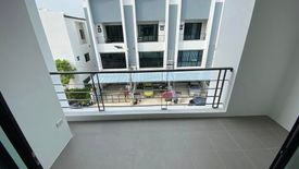 3 Bedroom House for rent in Bang Chak, Bangkok