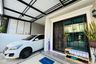 4 Bedroom Townhouse for sale in Tha Raeng, Bangkok