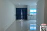 3 Bedroom Townhouse for Sale or Rent in Min Buri, Bangkok near MRT Setthabutbamphen