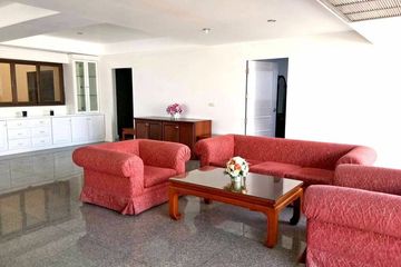 3 Bedroom Condo for rent in Khlong Tan Nuea, Bangkok