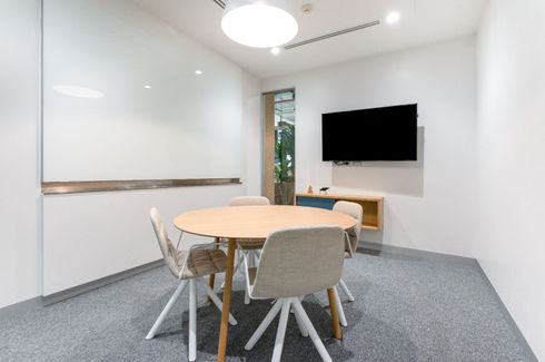 Office for rent in Chamchuri Square Residence, Pathum Wan, Bangkok near MRT Sam Yan