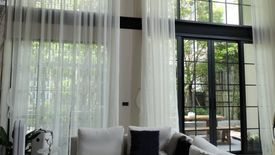 4 Bedroom House for sale in Quarter 31, Khlong Toei Nuea, Bangkok near MRT Phetchaburi