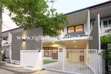 3 Bedroom Townhouse for rent in Khlong Tan Nuea, Bangkok near Airport Rail Link Ramkhamhaeng