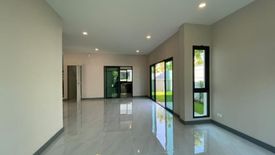4 Bedroom House for sale in Prawet, Bangkok